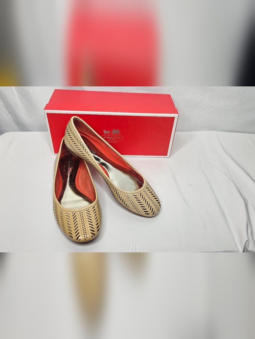 COACH Filippa Tapioca Beige Patent Laser Cut Ballet Flats Shoes 5.5 B New In Box